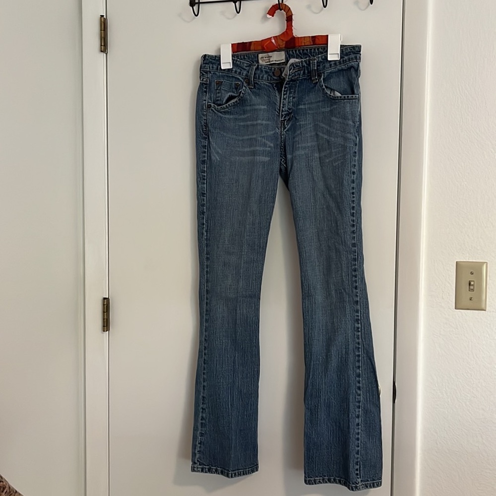 Preloved Levi Strauss Signature low rise bootcut size 8 long